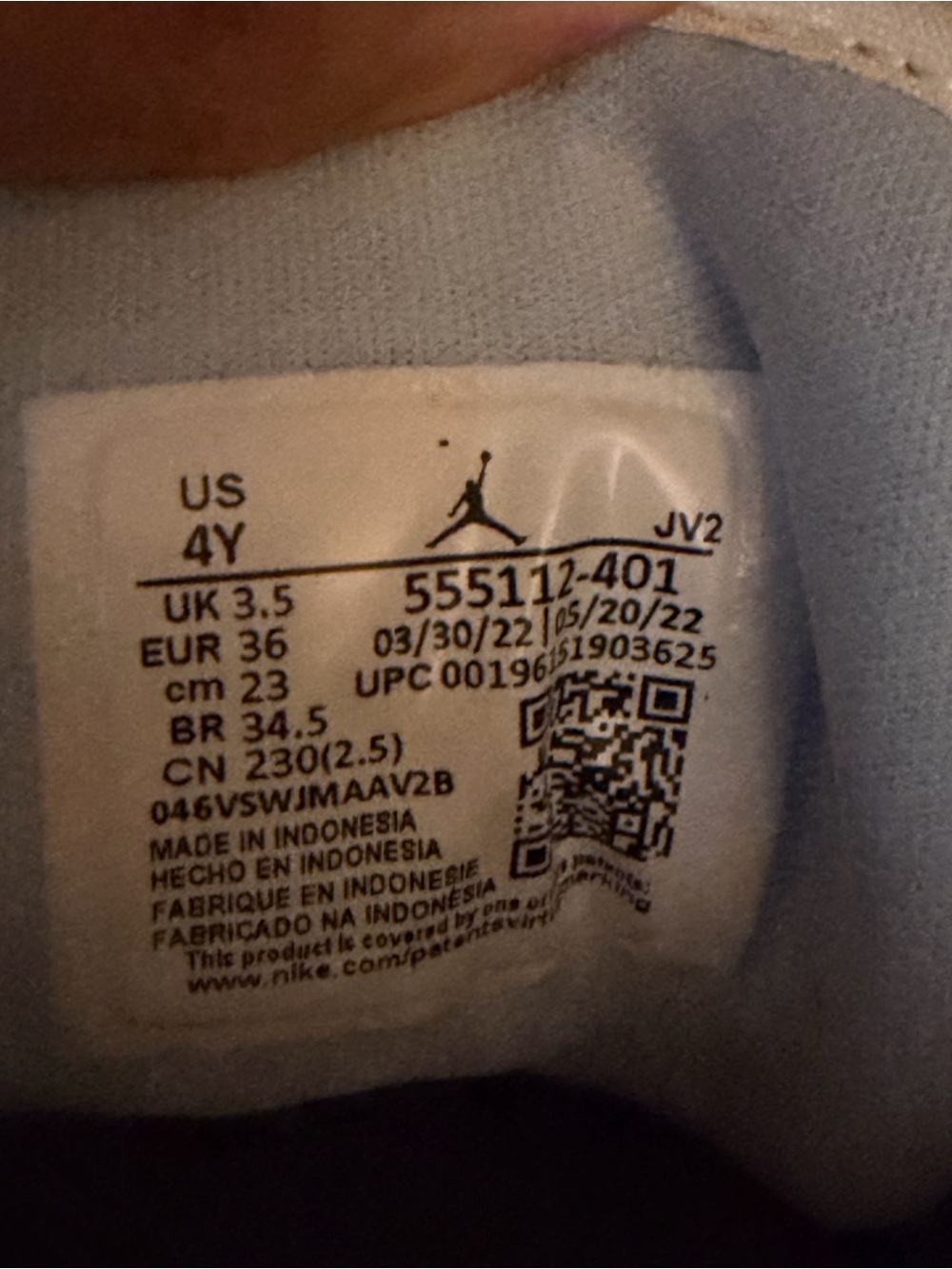 Jordan Kids Low Top Sneakers - Light Blue & Black - Picture 4 of 4